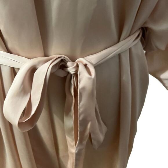 Victoria's Secret Georgette Flounce Robe Sequin Bow Champagne M/L - Picture 8 of 13